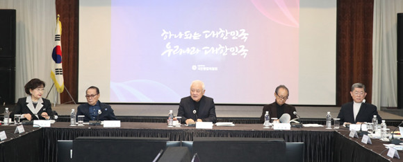 위원회는 2022년 △대중소기업 상생 △장애인이동편의증진 △팬덤과 민주주의 등 문제해결형 특위 3개를 가동했다. ⓒ 위원회