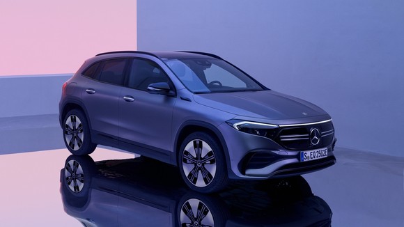 EQA 250 AMG Line 온라인 스페셜 '마누팍투어 마운틴 그레이 마그노'. ⓒ 메르세데스-벤츠 코리아