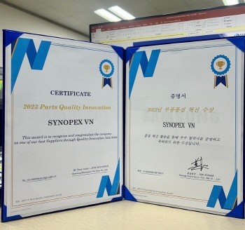 시노펙스가 삼성전자 MX사업부 베트남 법인에서 주최하는 2023년 품질 혁신 경진대회에서 전체 1위인 금상을 수상했다. ⓒ 시노펙스