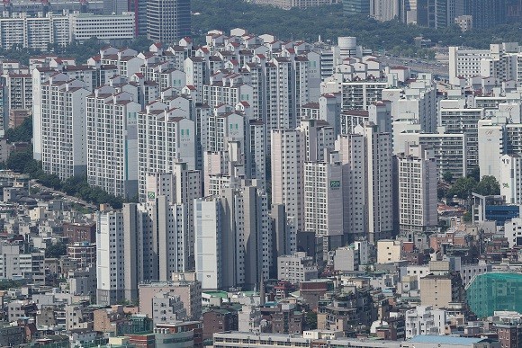 한국은행에 따르면 역전세가 이어질 경우 약 9만가구는 보증금을 돌려주지 못한다. ⓒ 연합뉴스