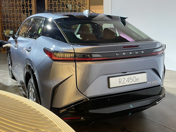 공기역학적인 실루엣을 완성을 디 올 뉴 일렉트릭 RZ. = 노병우 기자