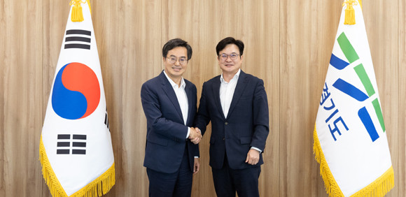 김 시장은 지난 28일 김동연 경기도지사를 만나 김포시 현안사항에 대해 건의했고, 김동연 도지사는 필요성에 적극 공감하며 검토해 지원하겠다고 밝혔다. ⓒ 김포시