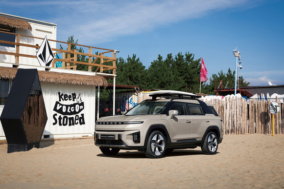 토레스의 플랫폼을 활용하여 탄생한 토레스 EVX. ⓒ KG 모빌리티