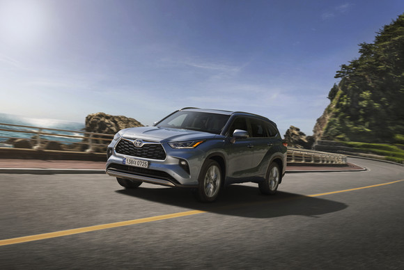 토요타 준대형 7인승 SUV 하이랜더. ⓒ 토요타코리아