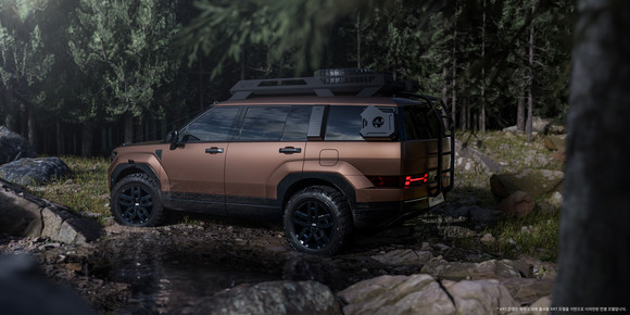 높은 후드와 날카로운 펜더의 볼륨감은 신형 싼타페의 웅장함을 극대화시킨다. ⓒ 현대자동차