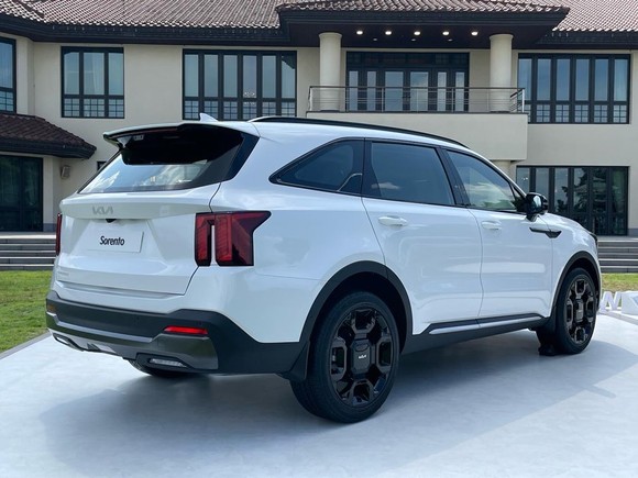 견고한 이미지를 구현한 후면부. = 노병우 기자