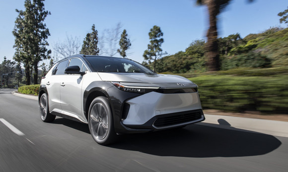 한국타이어가 신차용 타이어를 공급하고 있는 토요타 bZ4X. ⓒ 한국타이어