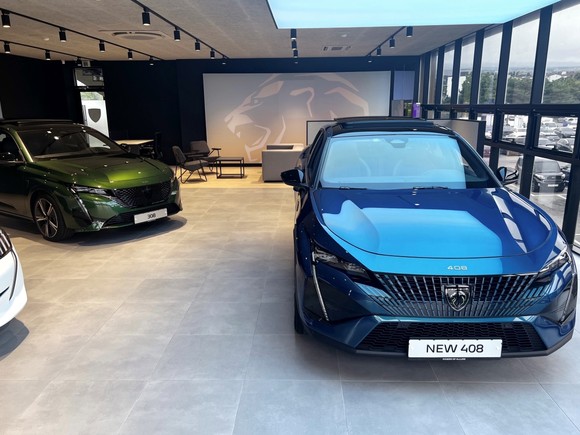 푸조 제주 전시장 내부 모습. ⓒ 스텔란티스 코리아