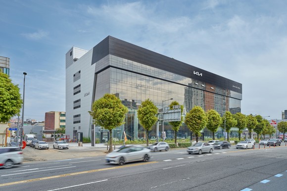 기아 광주 플래그십 스토어 외부 전경. ⓒ 기아