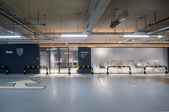 서초 지프‧푸조 서비스센터 입구. ⓒ 스텔란티스 코리아