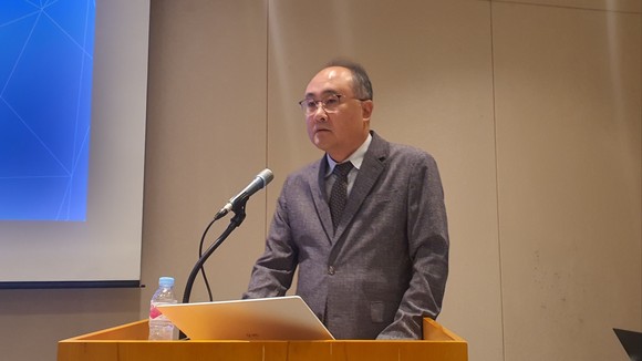 문재웅 퓨릿 대표가 25일 여의도에서 열린 간담회에서 인사말을 하고 있는 모습. = 박기훈 기자