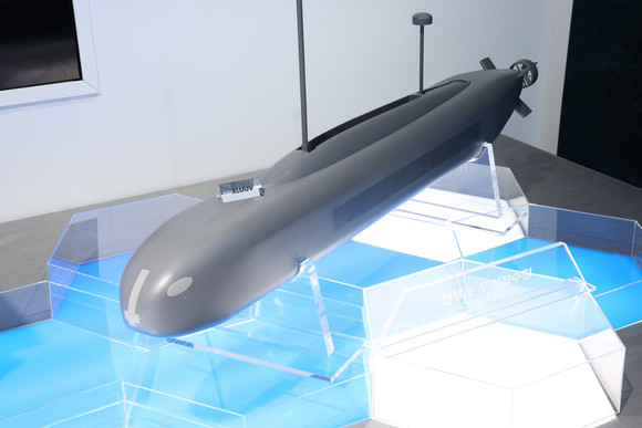 한화오션 '해양 유∙무인 복합전투체계' 중 무인잠수정 모습. ⓒ 한화오션