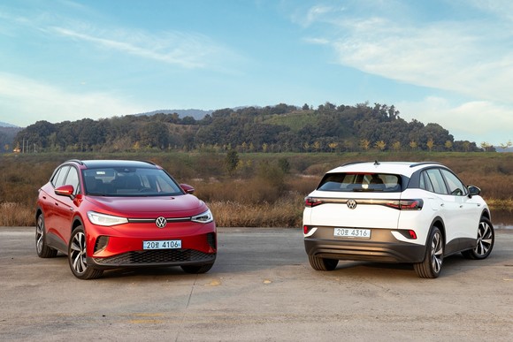 2023년형 ID.4는 운전자와 탑승자를 위한 다양한 안전·편의 사양을 탑재해 한 단계 높은 차원의 주행경험을 선사한다. ⓒ 폭스바겐코리아