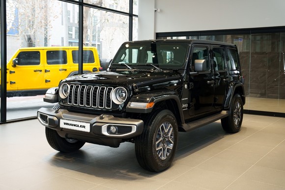 더 뉴 2024 랭글러 사하라 트림. ⓒ 스텔란티스 코리아