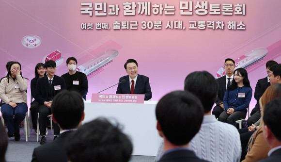 박상우 국토부 장관은 신도시 교통문제 해결 방안으로 철도·도시 지하화 등 '3대 광역교통 혁신 패키지'를 발표했다. ⓒ 연합뉴스