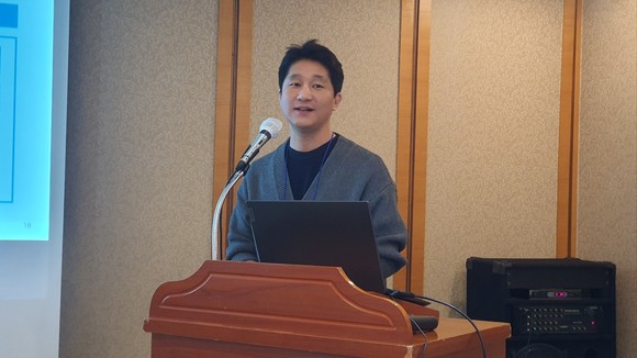 조찬식 펀블 대표가 13일 서울 여의도에서 열린 기자간담회에서 프레젠테이션을 진행하고 있다. = 박기훈 기자