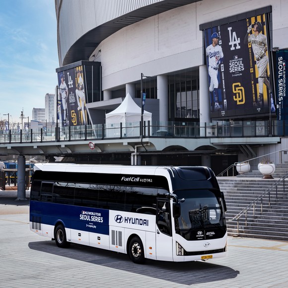 유니버스 수소전기버스는 MLB 최초의 수소전기차 운영차량으로서 의의가 있다. ⓒ 현대자동차