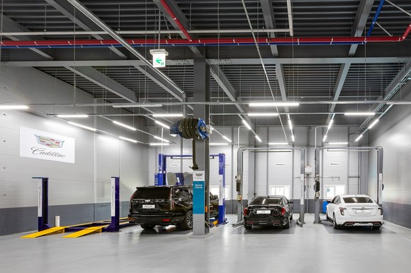 캐딜락 부산서비스센터 워크베이. ⓒ 캐딜락코리아