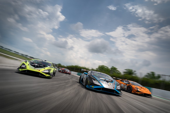 람보르기니 슈퍼 트로페오 2023 아시아 시리즈 말레이시아 경기 장면. ⓒ 한국타이어