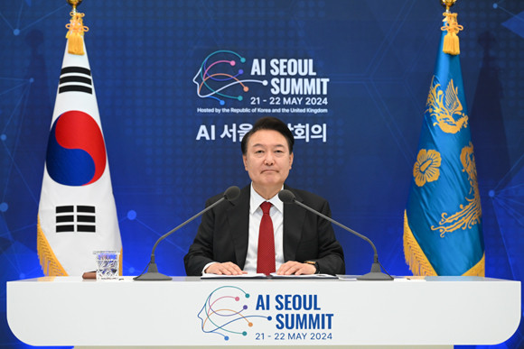 이번 회의를 계기로 '서울선언' 등 정상 간 첫 합의가 도출됐고, 의제도 안전에서 혁신과 포용까지로 확대되면서 AI 정상회의는 포괄적인 AI 거버넌스를 논의하는 유일한 정상급 플랫폼으로 자리매김하게 됐다. ⓒ 대통령실