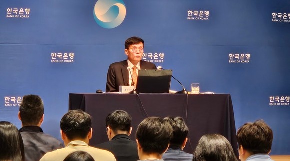 이창용 한국은행 총재가 23일 기자간담회에서 기준금리 결정 배경을 설명하고 있다. = 장민태 기자