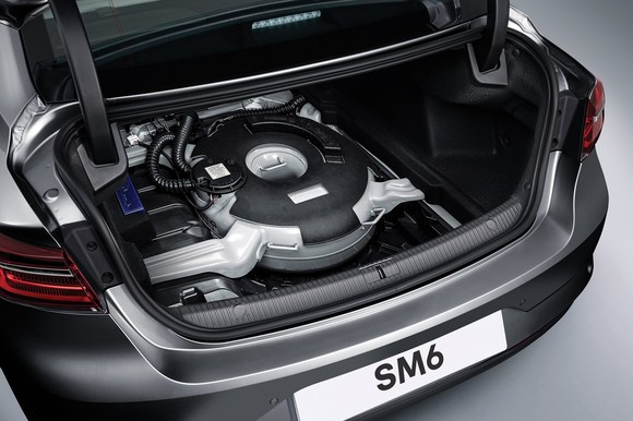 도넛탱크는 르노코리아가 LPG 협회와 함께 2년 동안 200억원을 투자해 개발한 연료탱크다. ⓒ 르노코리아