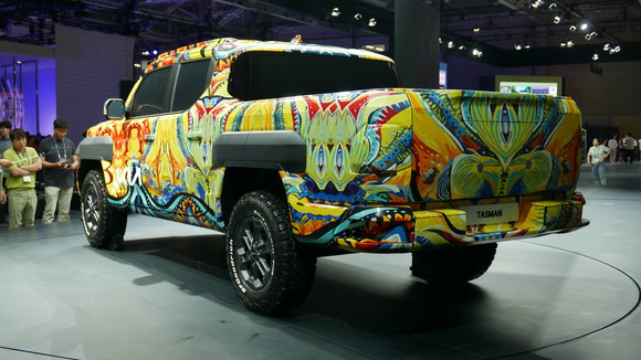 기아 브랜드 첫 정통 픽업 '더 기아 타스만' 전용 위장막 모델. = 노병우 기자