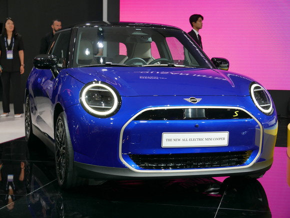 뉴 올-일렉트릭 MINI 쿠퍼. = 노병우 기자