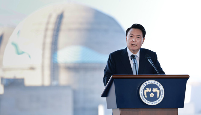 윤 대통령은 대선 후보 시절인 지난 2021년 12월 신한울 원전 건설 현장을 방문해 탈원전 정책에서 벗어나 원전 정책을 정상화할 것을 선언했다. ⓒ 연합뉴스
