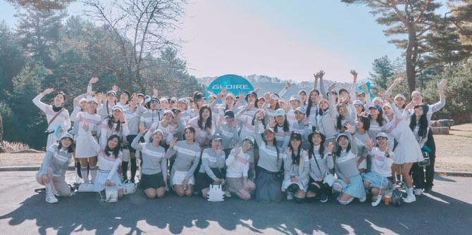 글로리 데이즈는 테일러메이드의 토털 우먼스 골프 브랜드 '올 뉴 글로리'를 사용하는 여성 골퍼들의 커뮤니티다. ⓒ 테일러메이드