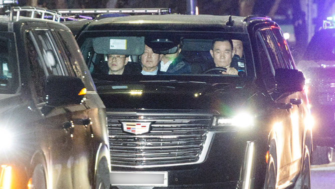 공수처가 윤 대통령의 구속영장을 서울서부지법에 청구할 것으로 보이는 가운데 윤 대통령 측은 공수처의 관할법원은 서부지법이 아닌 서울중앙지벚으로 서울중앙지법에 청구해야 한다는 입장이다. ⓒ 연합뉴스