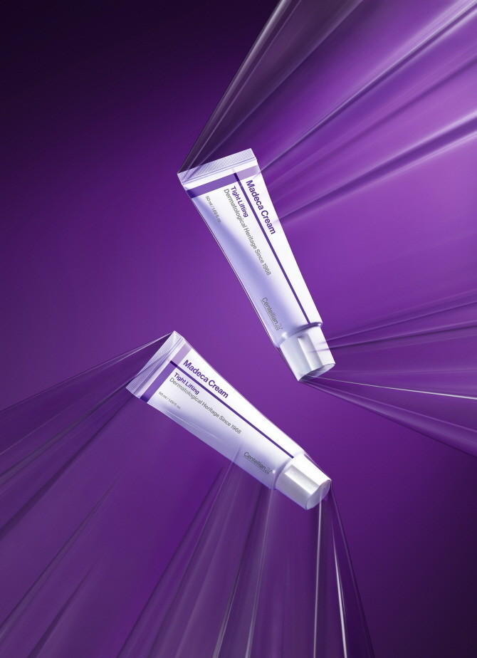 동국제약이 더마코스메틱 브랜드 센텔리안24의 신제품 '마데카 크림 타이트 리프팅'을 출시한다. © 동국제약