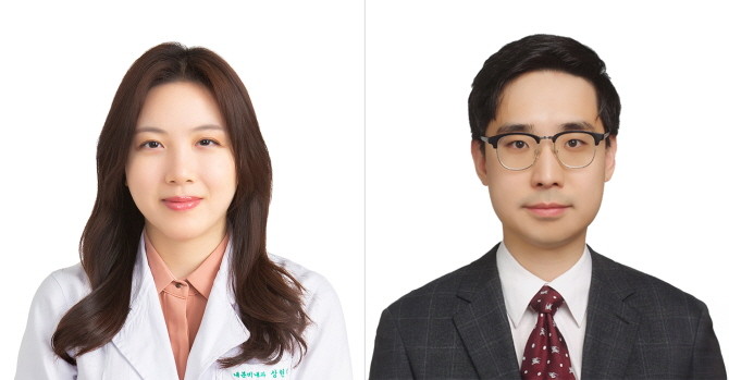 상현지 경희대병원 내분비내과 교수(왼쪽), 연동건 임상의학연구소 교수. © 경희의료원