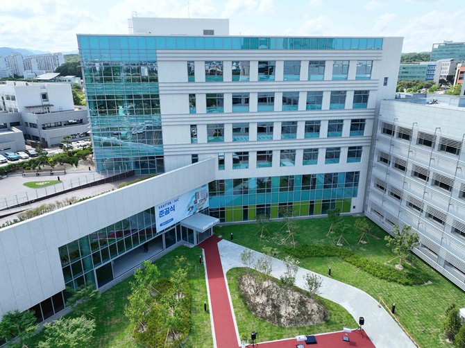 'KRAFTON SoC(School of Computing)' 건물 전경 ⓒ 크래프톤
