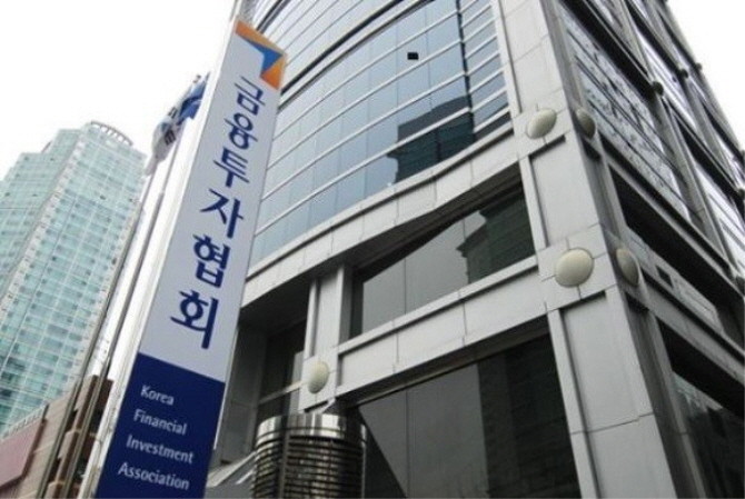 외국인 투자자의 국내 채권 보유 잔고가 300조원을 넘어선 것으로 집계됐다. ⓒ 금융투자협회