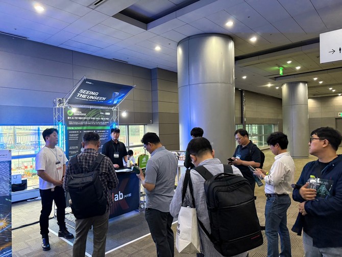 씨이랩이 코엑스에서 열리는 'PLM·DX 베스트 프랙티스 컨퍼런스 2025'에 참가해 제조 산업의 디지털 혁신을 위한 디지털 트윈 솔루션을 소개한다. ⓒ 씨이랩