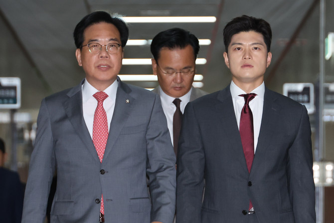 대선 패배 후유증이 가시지 않은 국민의힘을 두고 혁신을 바라는 목소리가 커지는 가운데 그 방식에는 의견이 갈리고 있다. ⓒ 연합뉴스