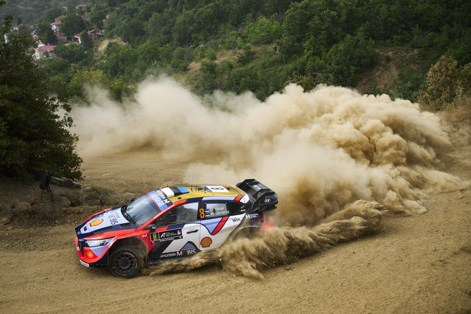2025 WRC 그리스 랠리에서 질주하는 현대 월드랠리 팀의 i20 N Rally1 경주차. ⓒ 현대자동차