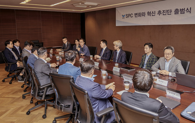 지난 21일 서울 양재동 SPC그룹 본사에서 열린 '변화와 혁신 추진단' 출범식에서 송영수 파리크라상 노조위원장이 발언하고 있다. ⓒ SPC