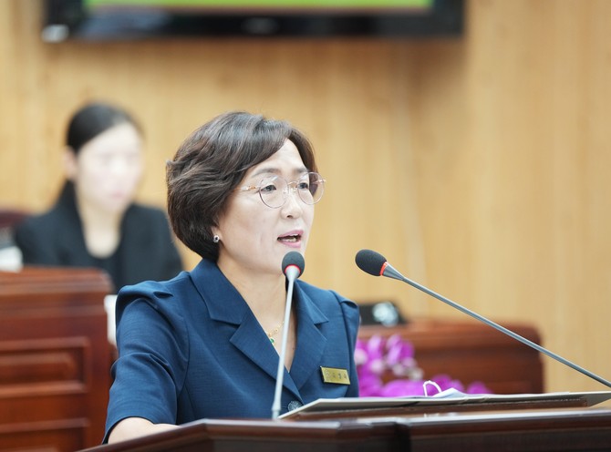 발언하는 유경숙 의원. ⓒ 강진군의회