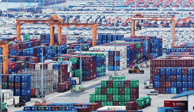 경기도 평택항에 컨테이너가 쌓여 있다. ⓒ 연합뉴스