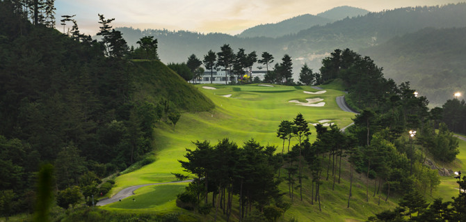 이번 추천은 골프 부킹사이트와 골프 사이트 앱을 통해 간편하게 예약할 수 있어 골퍼들의 편리성을 한층 높였다. ⓒ 쇼골프