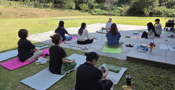 근로자를 대상으로 맞춤형 심리지원 프로그램을 운영 모습. ⓒ 서천군
