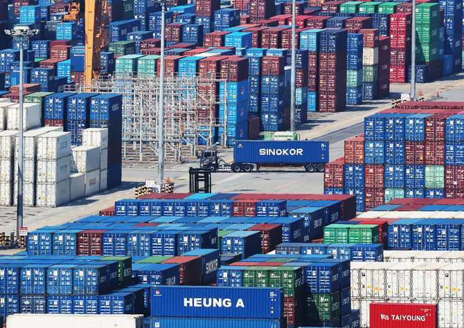 미국의 관세충격에도 인공지능(AI) 확산에 힘입어 우리나라 수출·경상수지 호조가 올해 하반기까지 이어질 전망이다. © 연합뉴스