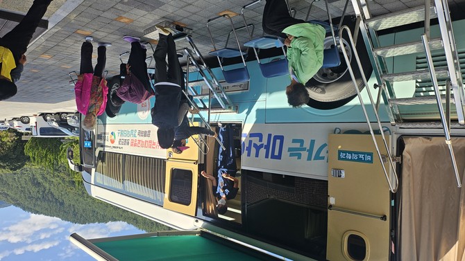 고성군이 지역주민의 건강 증진과 의료 사각지대 해소를 위해 '2025년 하반기 찾아가는 마산의료원 무료검진'을 영현면 촌스런어울림센터에서 실시하고 있는 모습. ⓒ 고성군