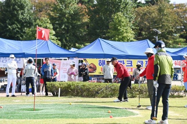 제4회 구미배 전국 파크골프대회 경기 모습. ⓒ 구미시