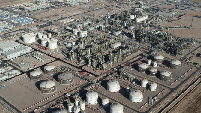 이라크 바스라 정유공장 고도화설비 공사 현장 전경. Ⓒ 현대건설