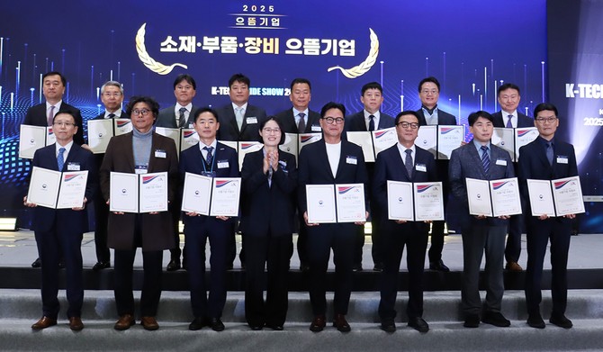 엔켐이 전기전자(이차전지) 분야 으뜸기업으로 선정됐다. ⓒ 엔켐