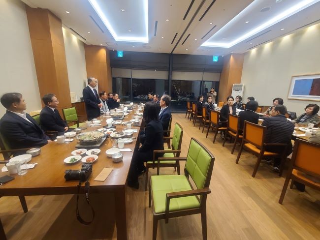 군위군 전국향우인 골프대회를 마친 후 만찬 자리. ⓒ 군위군