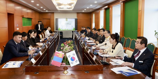 지난 4일 몽골 투브아이막 도청 회의실에서 '보령–투브아이막 업무협력 간담회'를 개최하고 있다. ⓒ 보령시